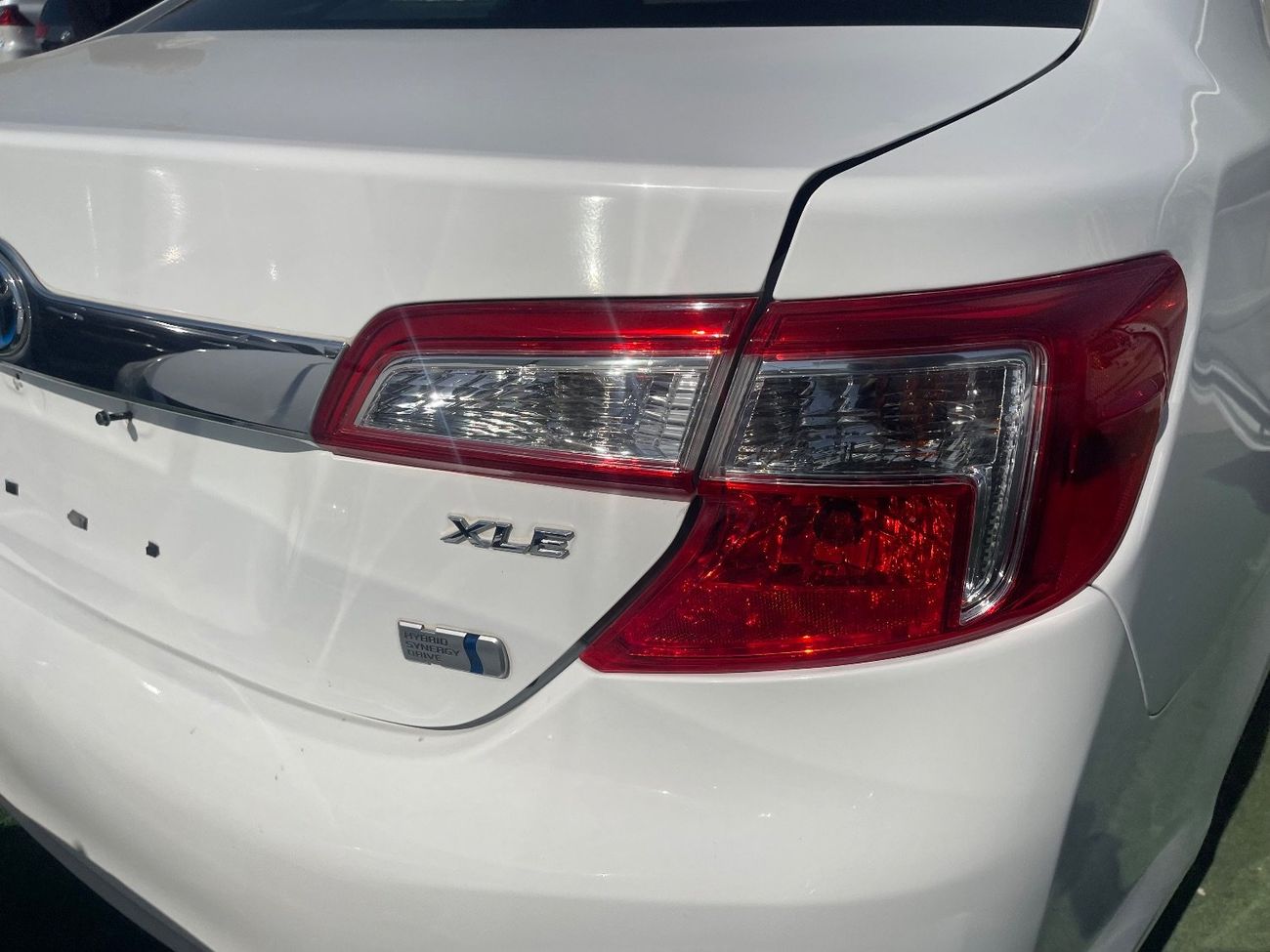 تويوتا كامري اعلي فئة هايبرد