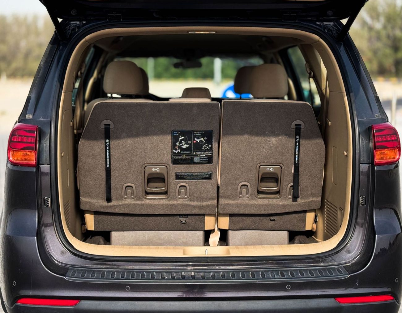 Kia Carnival SXL 3.5L Kia Carnival 2021 | 3.5L | V6 | GCC, accident free | in excellent condition | 1162 PM