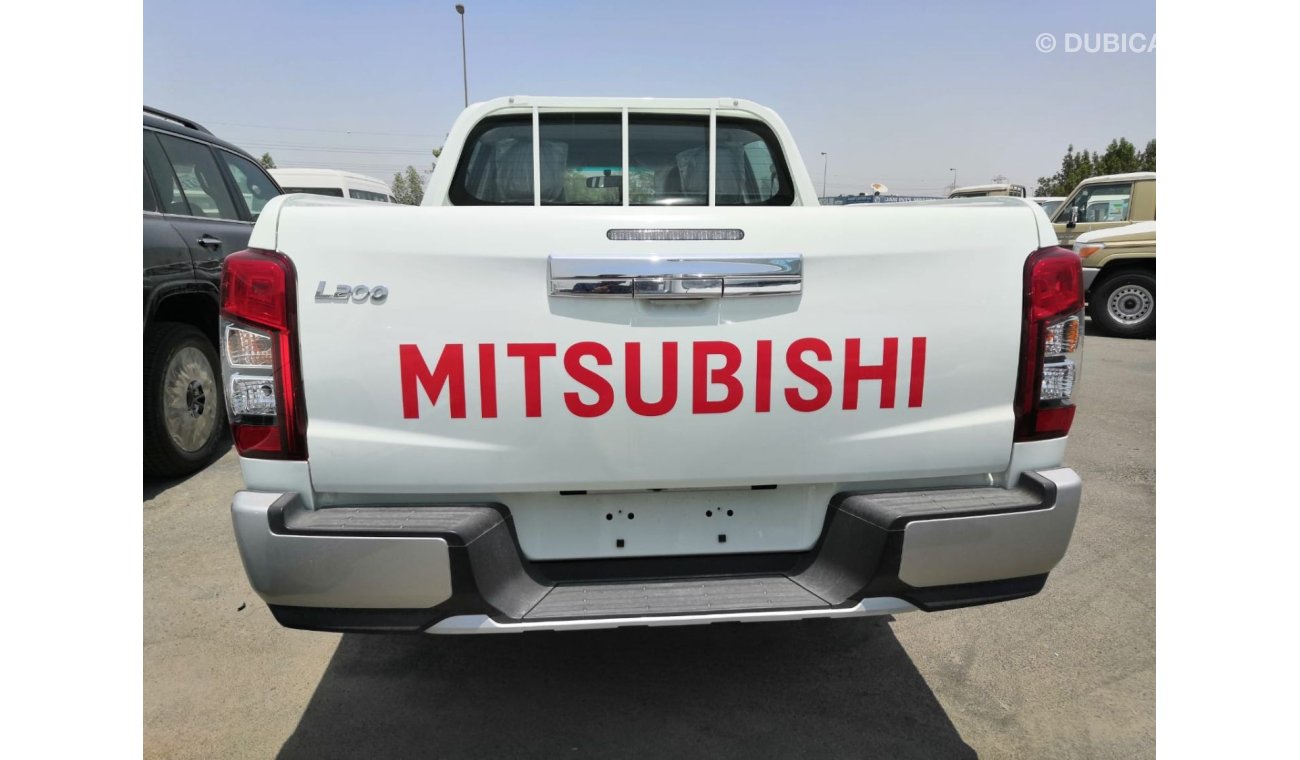 Mitsubishi L200 Mitsubishi L200 Petrol