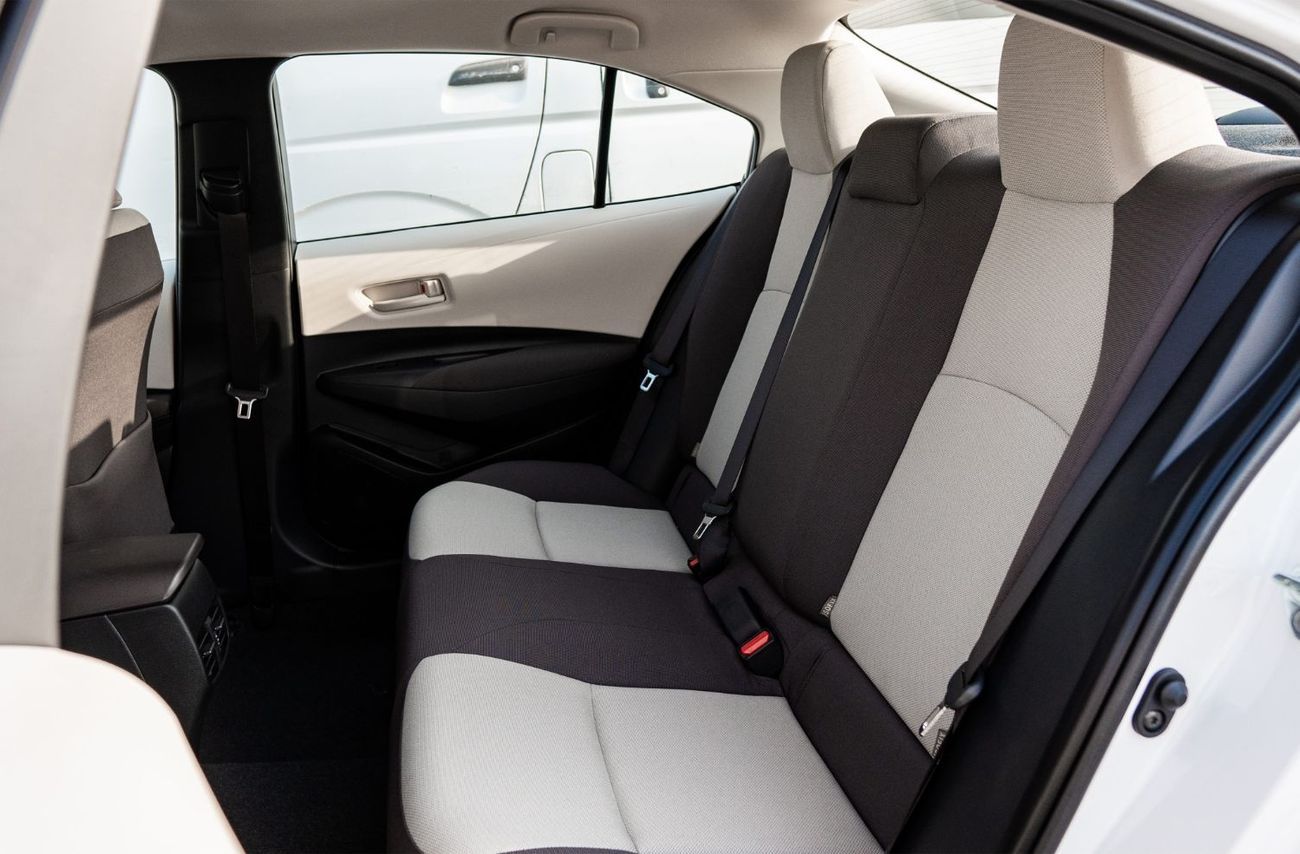 تويوتا كورولا 2025 Toyota Corolla XLI 1.6L AT Petrol (White)