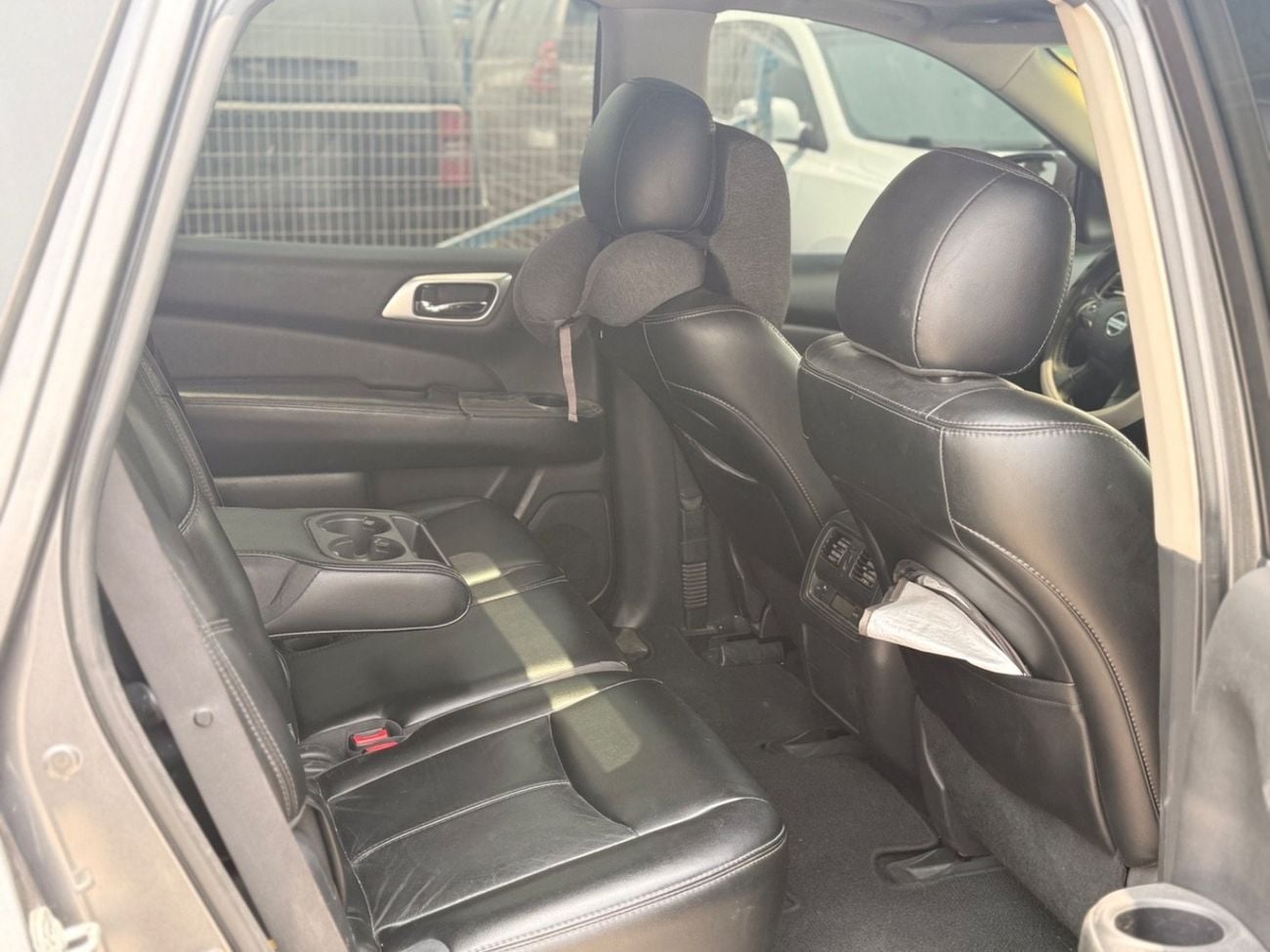 Nissan Pathfinder SV