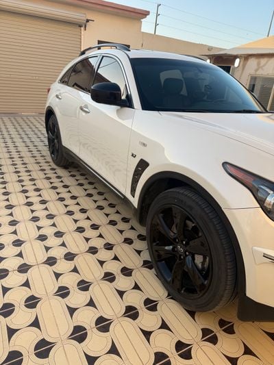 Infiniti QX70 Elite Sport S