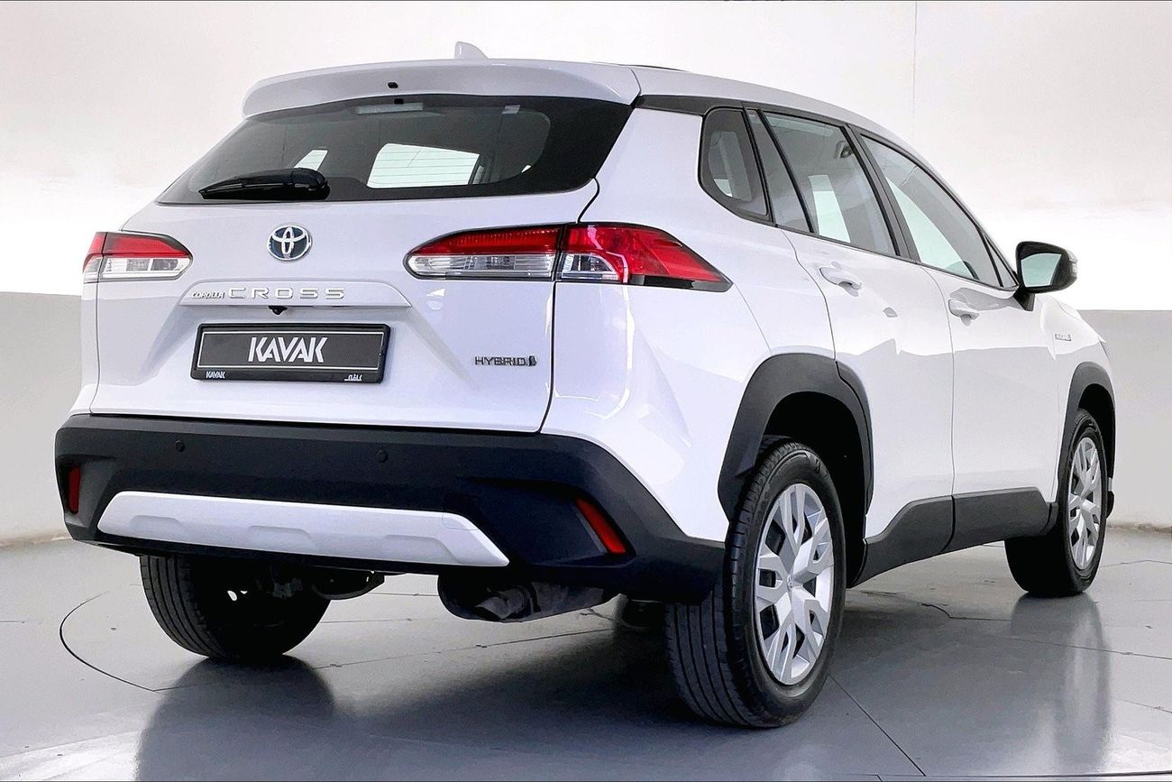 تويوتا كورولا كروس XL | عرض العيد الحصري | خالية من أضرار الفيضانات