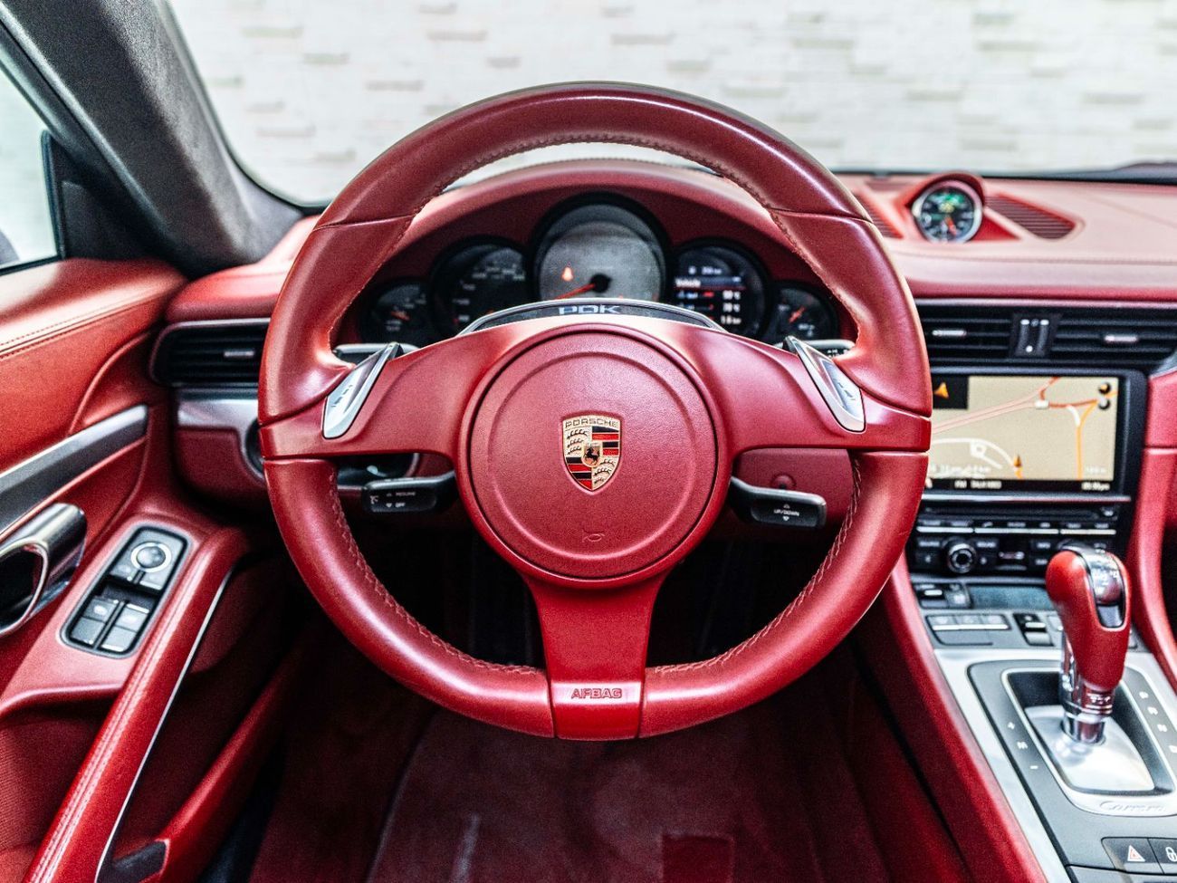 Porsche 911 Carrera S 3.8L (385 HP) Coupe