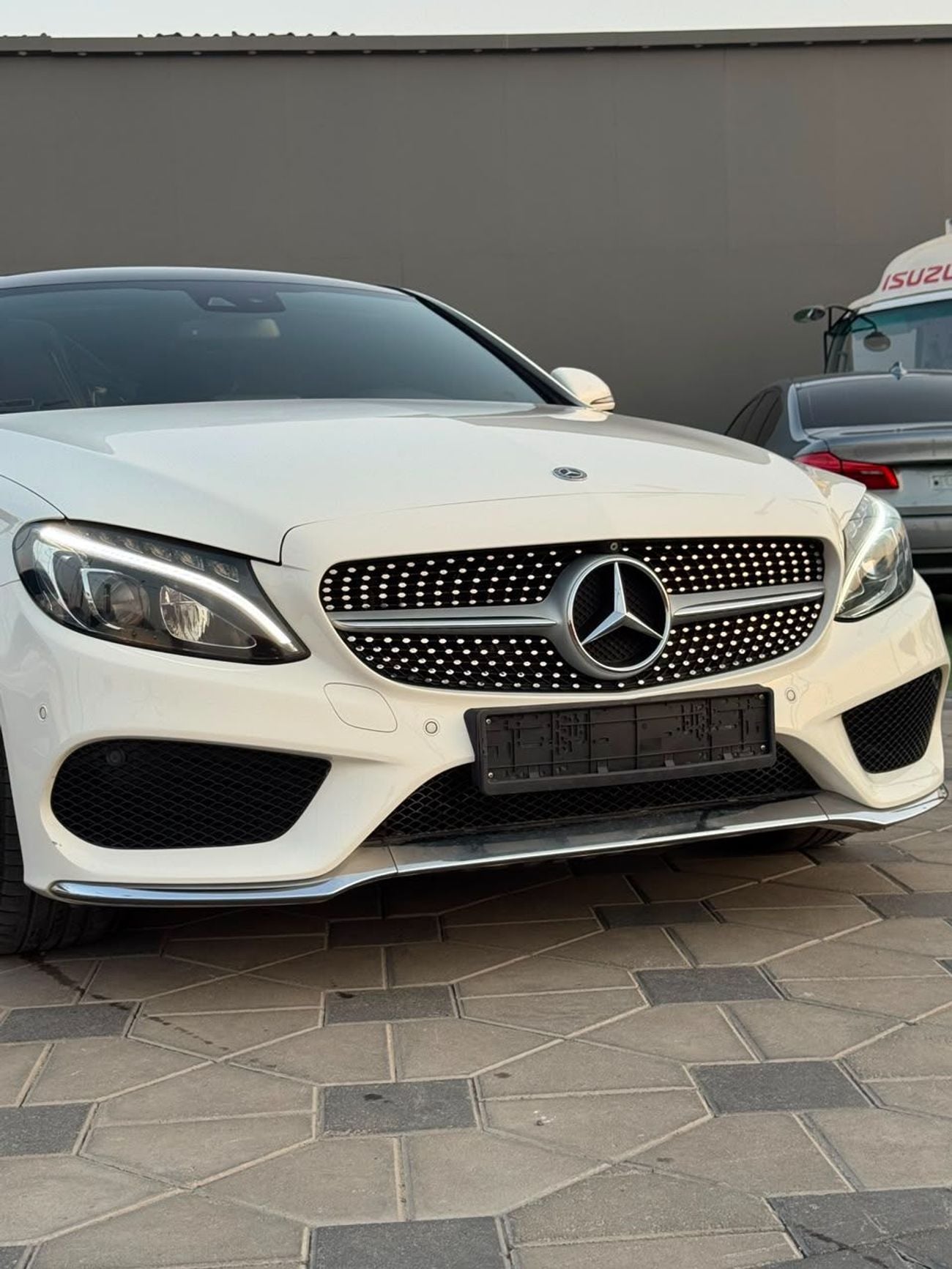 مرسيدس بنز C 200 كوبيه