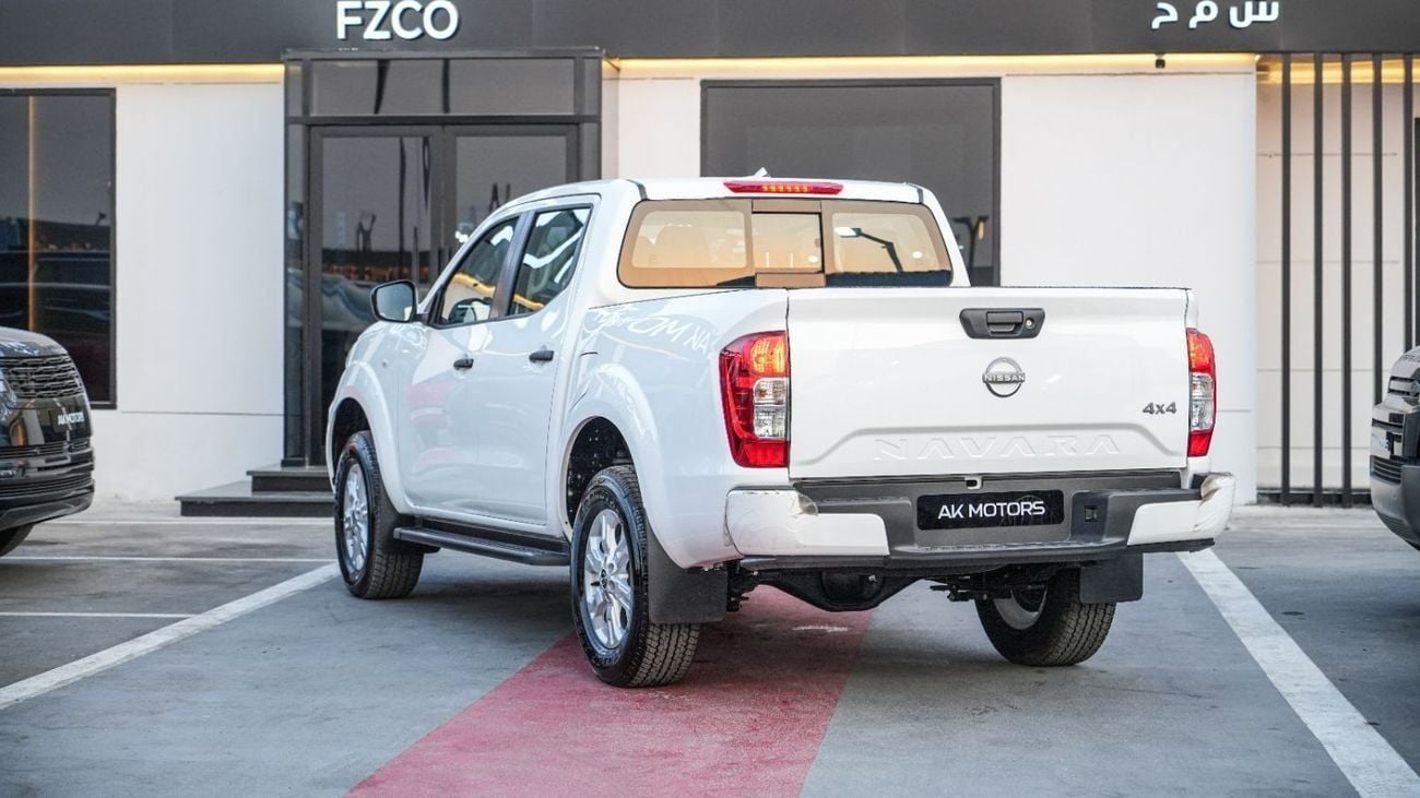 نيسان نافارا Std 2.5L 4WD M/T 2025 MY EXPORT PRICE