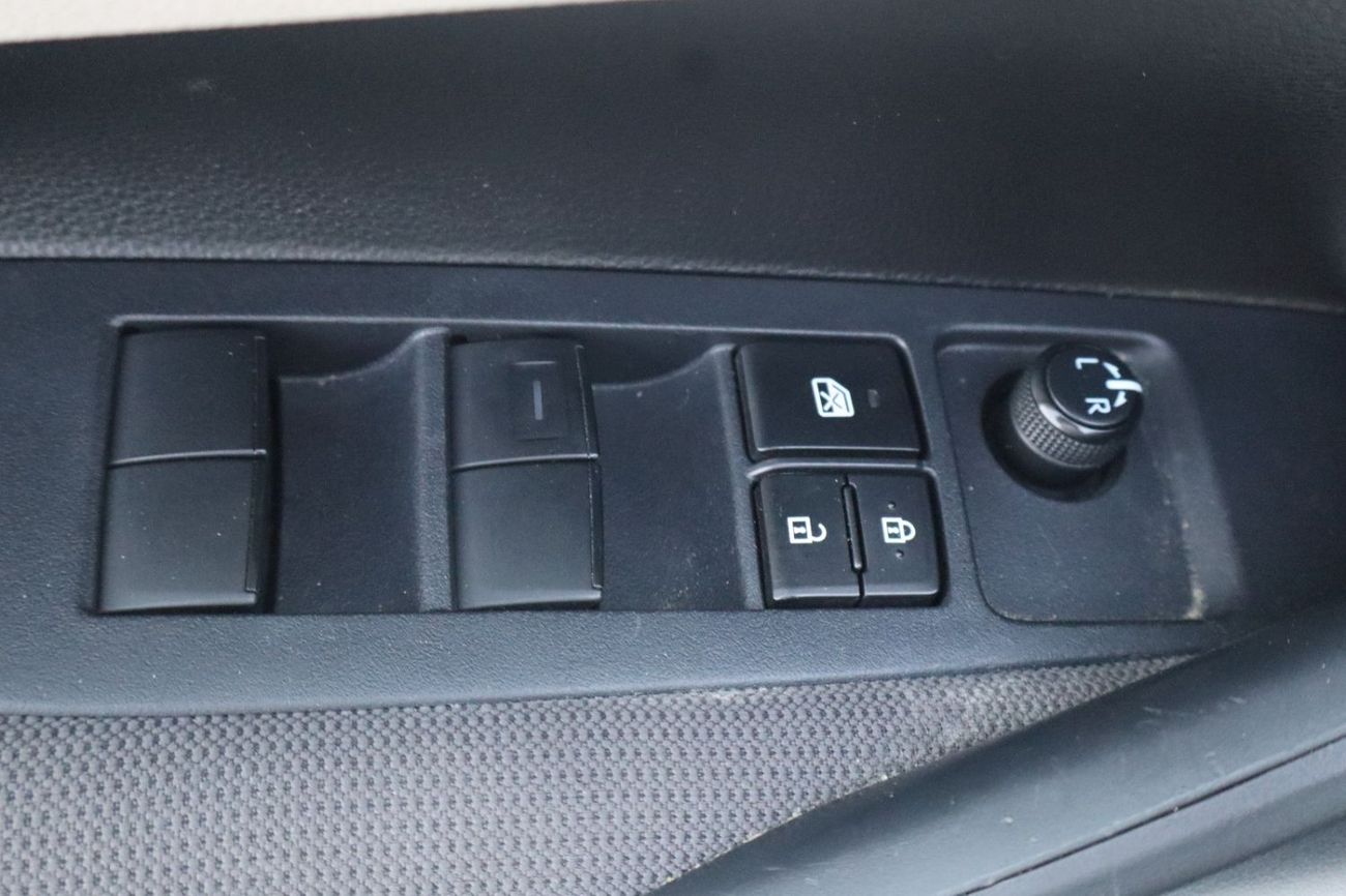 تويوتا كورولا SE 1.6L