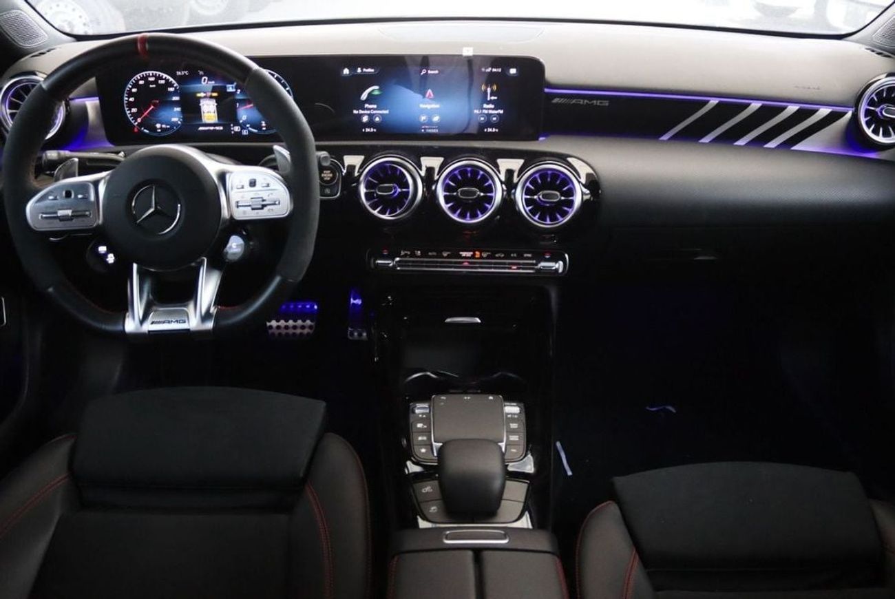 Mercedes-Benz A 45 AMG Mercedes-Benz A 35 AMG 2023