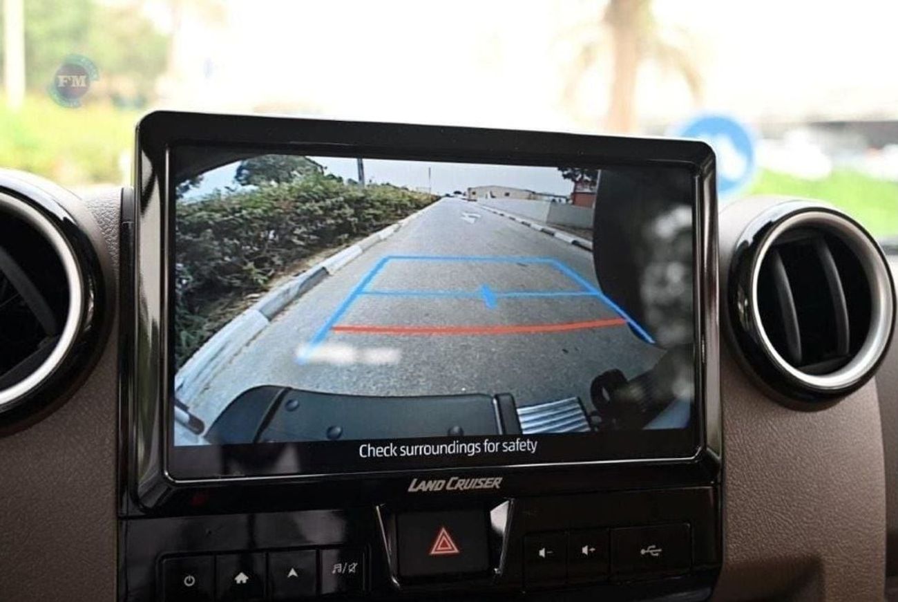 تويوتا لاند كروزر 70 76 SDLX 4.0L Petrol 4WD Automatic