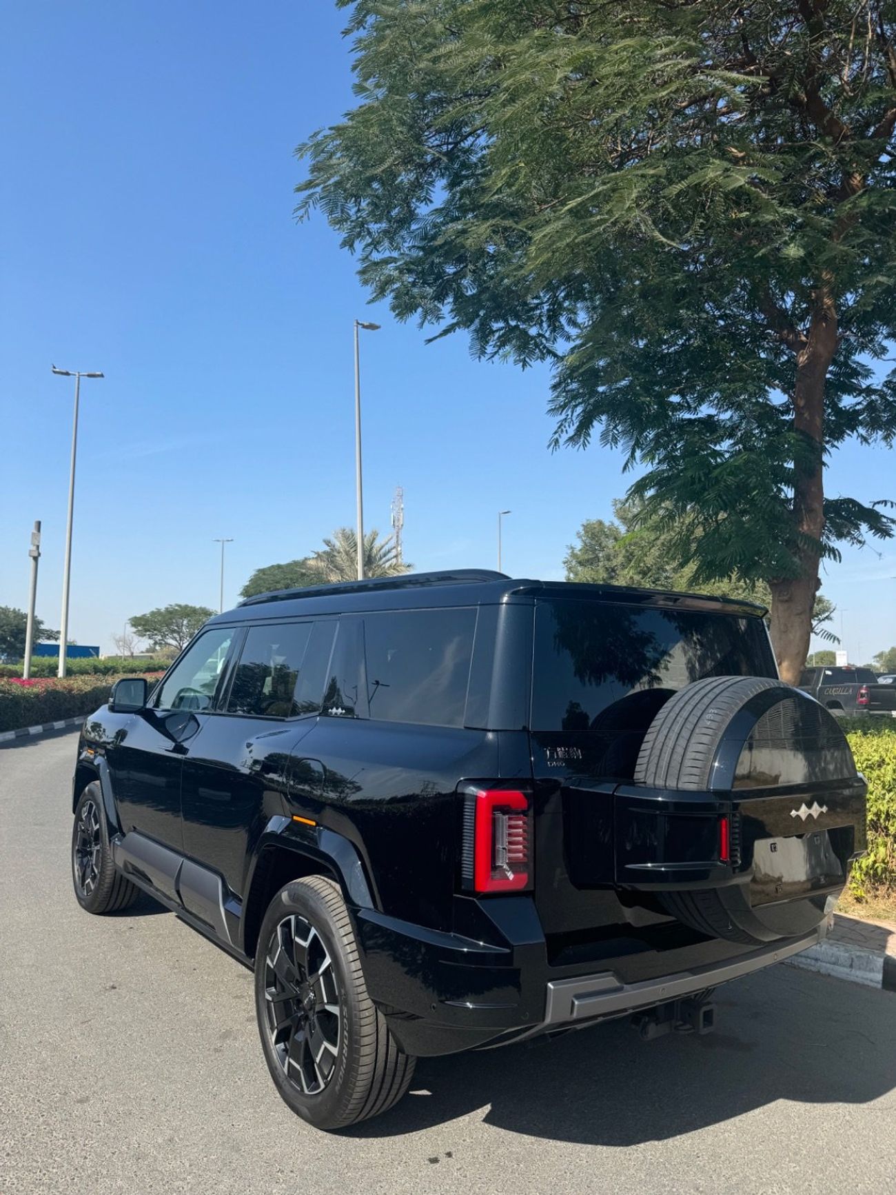 BYD Leopard 8 Smart and Brave Flagship Edition (6 Seats)