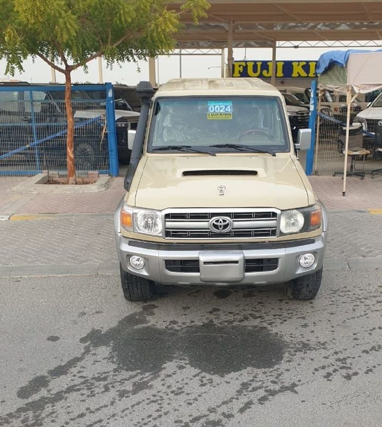 تويوتا لاند كروزر بيك آب Double Cabin 4.5L