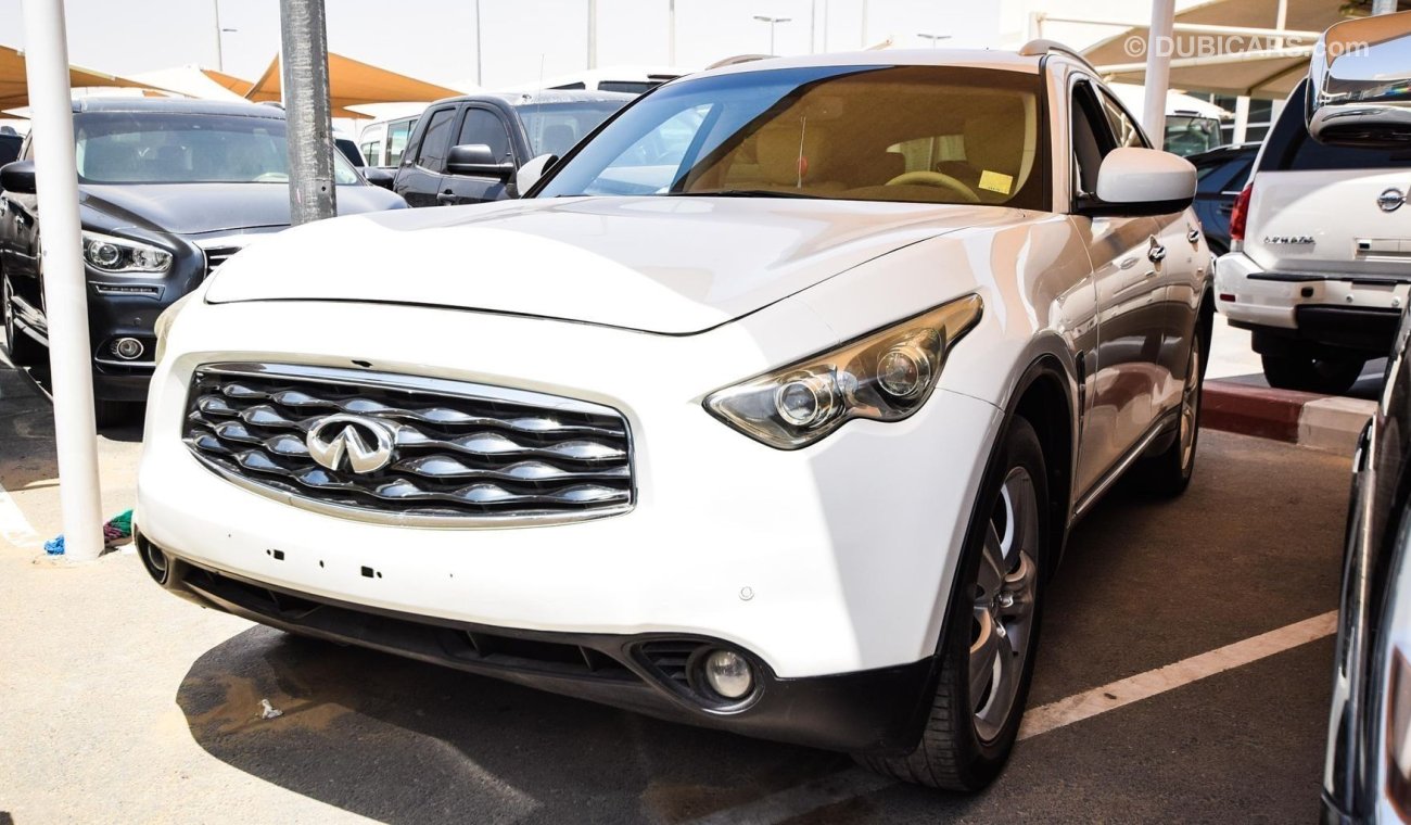 Infiniti FX35