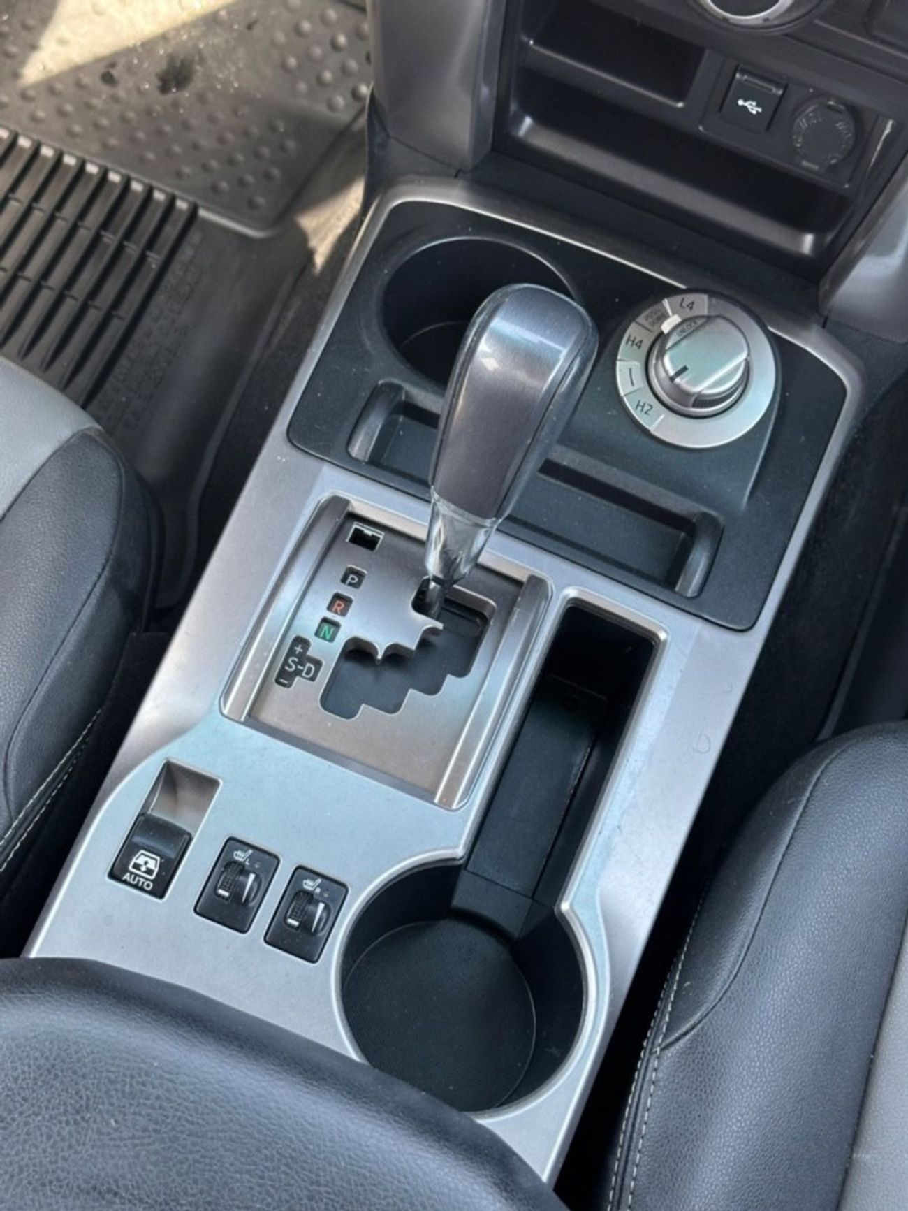 تويوتا Runner4 SR5 Premium