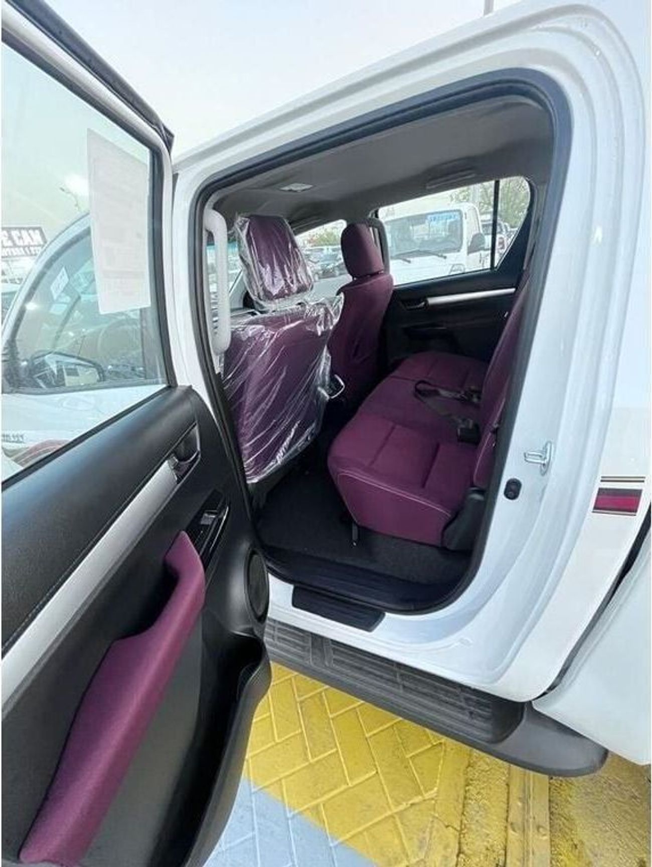 تويوتا هيلوكس GXL-S 2.7L PETROL A/T 4WD OMAN SPECS