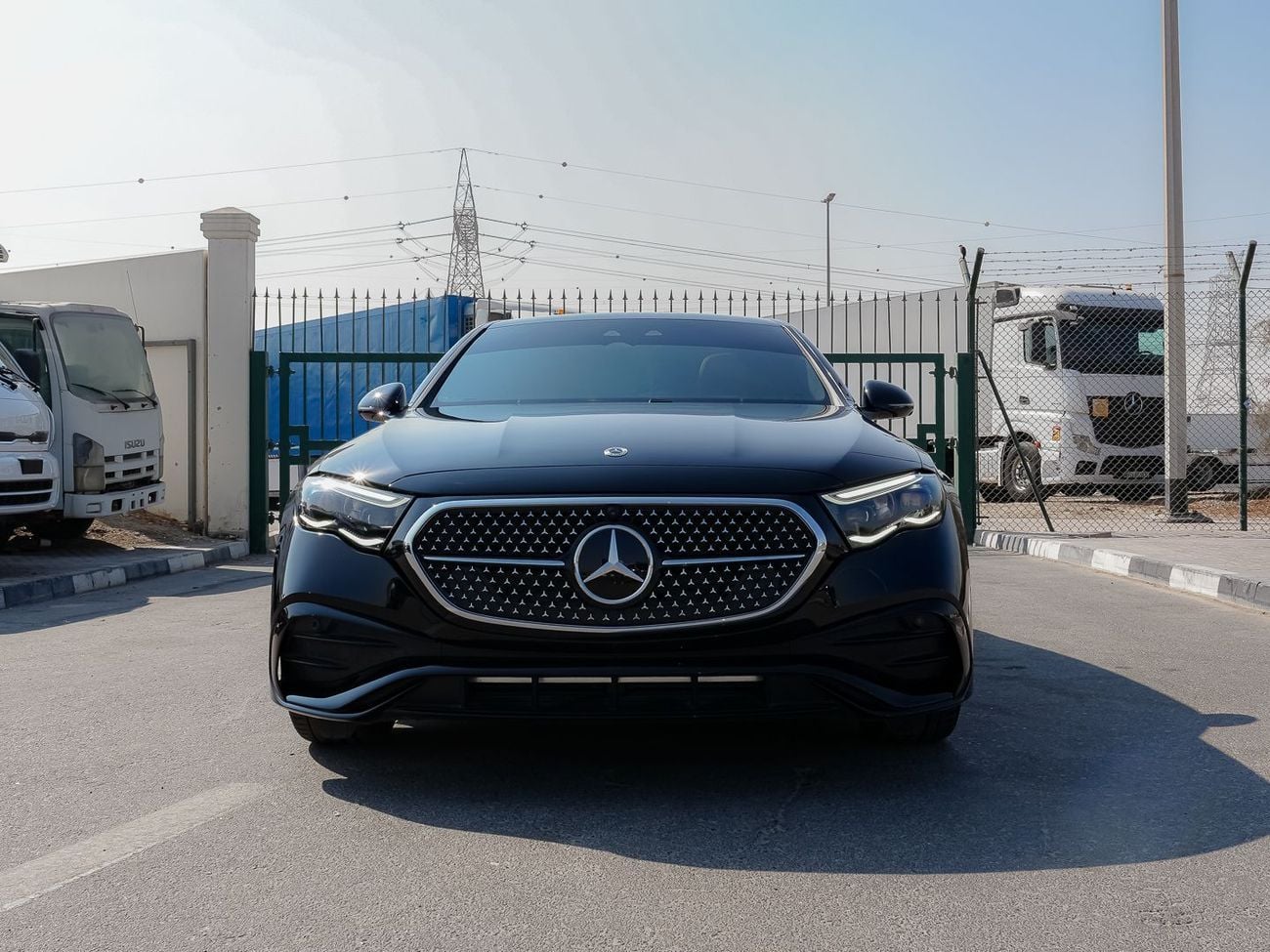 مرسيدس بنز E200 AMG 2.0L 2024 (German Specs) Full Edition