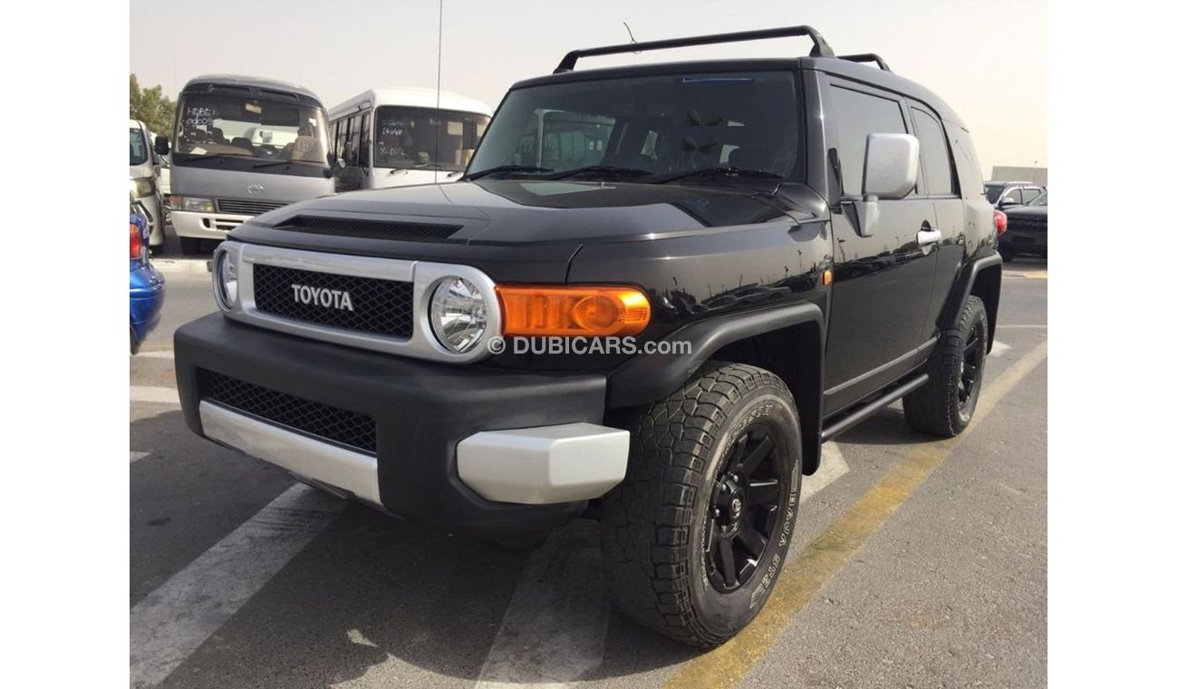 تويوتا إف جي كروزر Toyota FJ Cruiser (Stock no PM 294 )