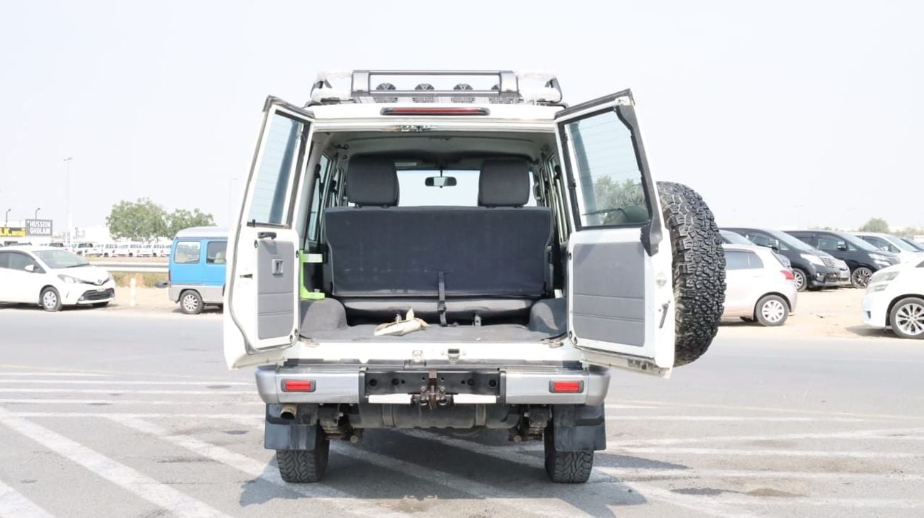 Toyota Land Cruiser 70 Std 4.5L 4WD