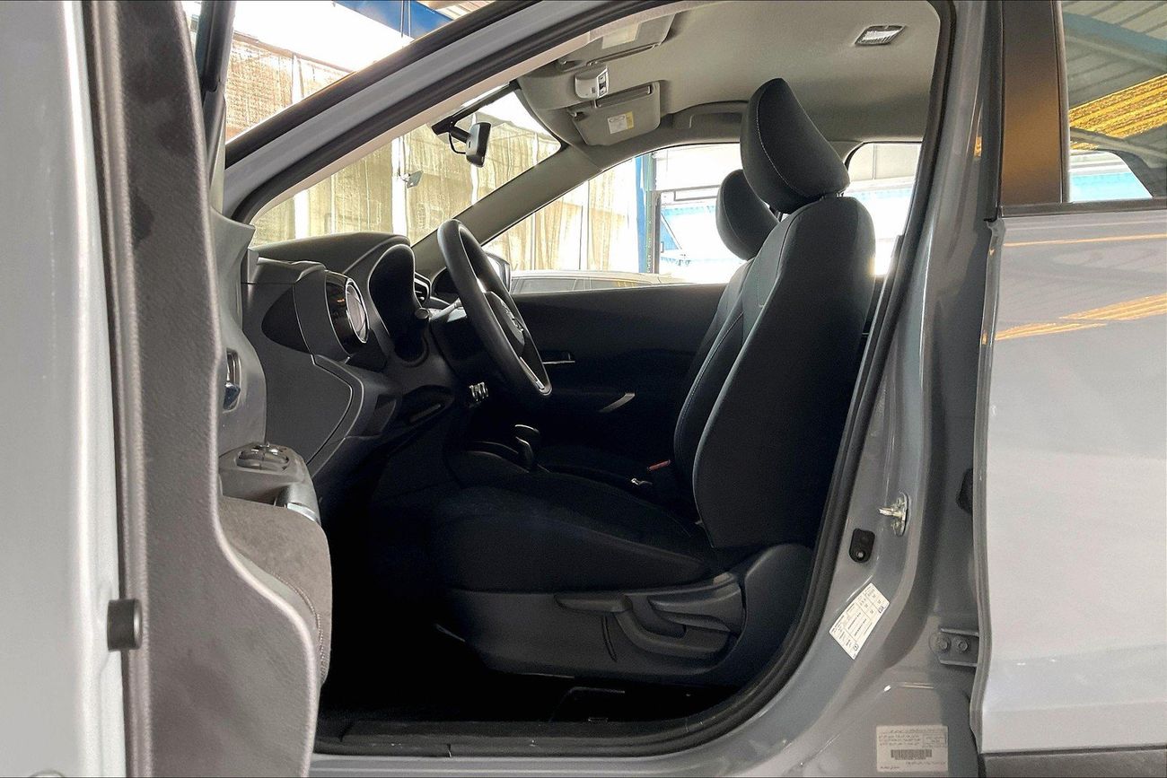 Nissan Kicks SV | Guaranteed Warranty | 0 Down Payment