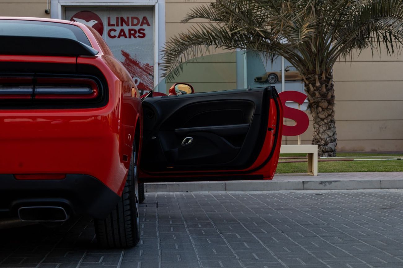 Dodge Challenger R/T 5.7L (375 HP)