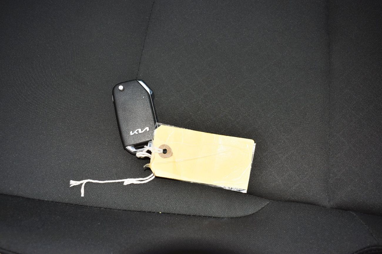 Kia Sportage LX 1.6L