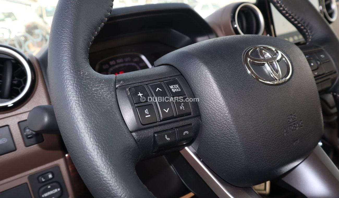 Toyota Land Cruiser 70