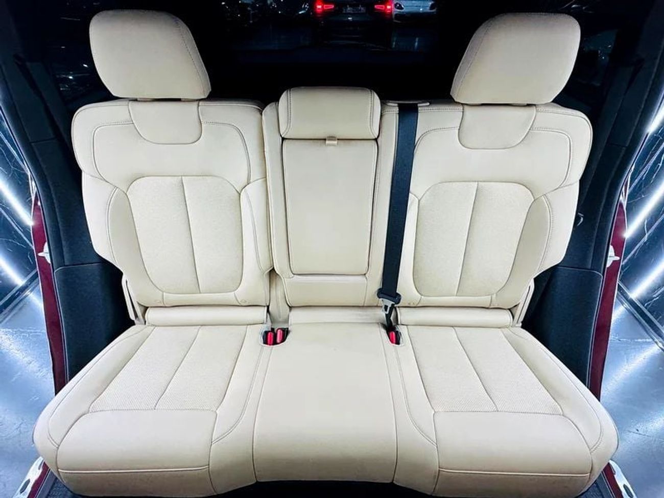 جيب جراند شيروكي Limited 3.6L
