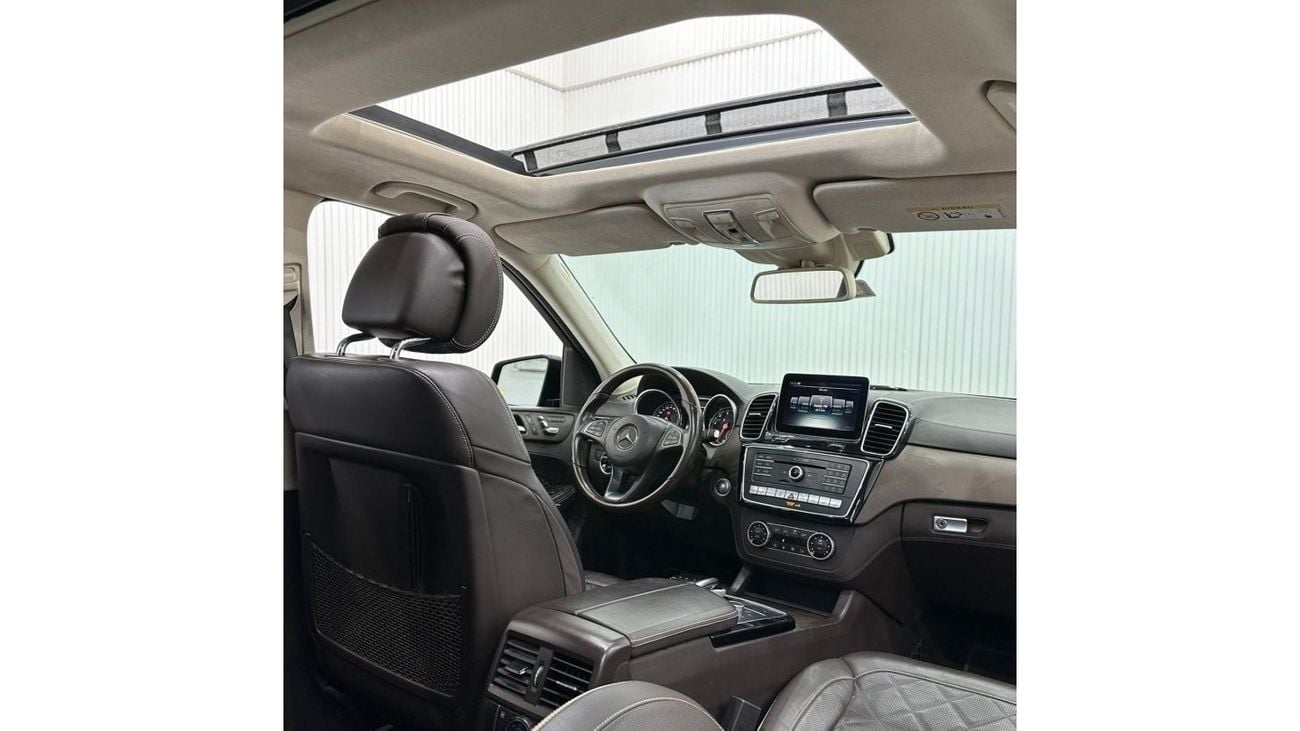 مرسيدس بنز GLE 500 2018 Mercedes-Benz GLE 500, 1 Year Warranty, Full Service History, GCC