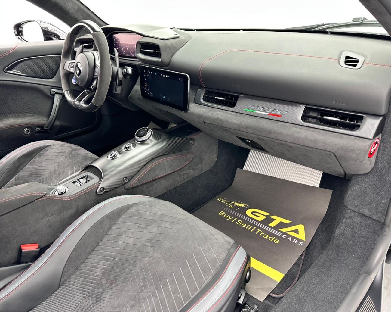 مازيراتي MC20 2022 Maserati MC20, 1 Year Unlimited Km Warranty, Maserati Full Service History, Excellent Condition