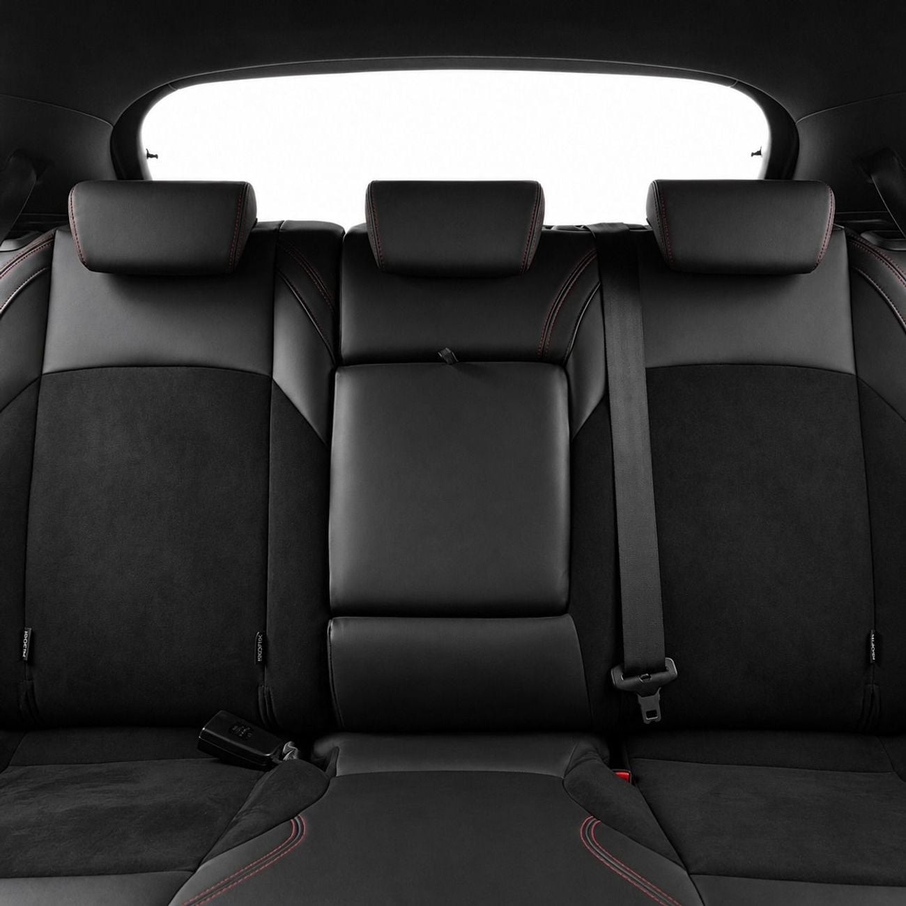ألفا روميو جوليتا Veloce AED 708 P.M • 0% Downpayment •  Alfa Romeo Giulietta Veloce • 1 Year Warranty