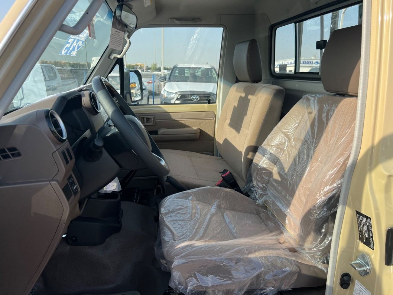 Toyota Land Cruiser Pick Up SC 4.0L TOYOTA LAND CRUISER 4.0L Pick-up 4WD 2025