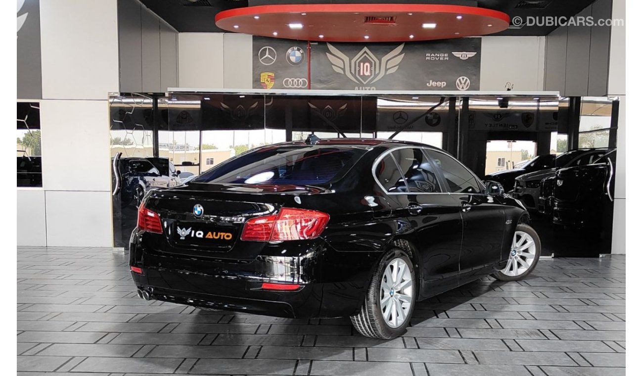 BMW 528i AED 2,500 P.M | 2015 BMW 5 SERIES  528I EXCLUSIVE | GCC