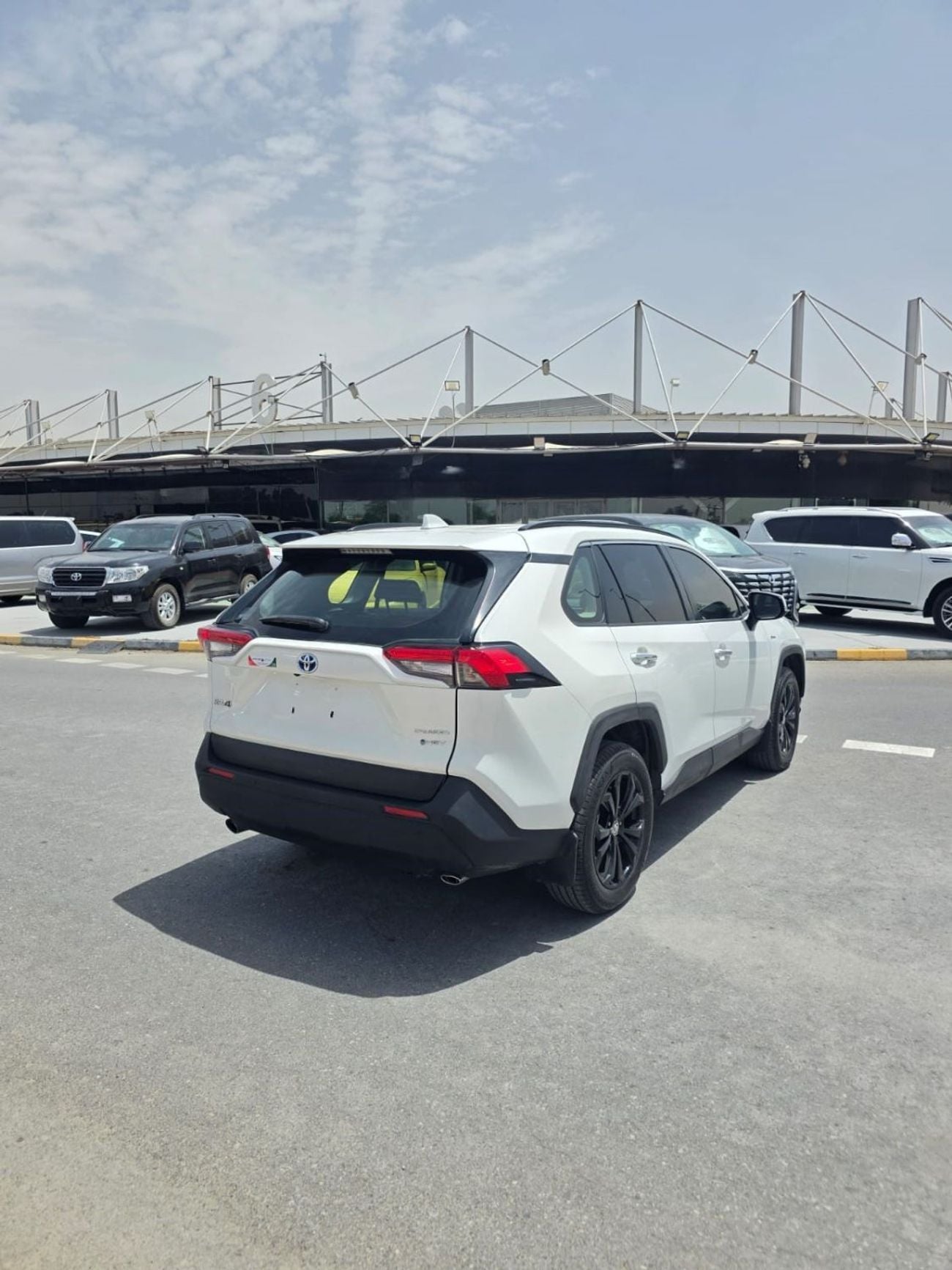 Toyota RAV4 2025 | 2.5L HYBRID ENGINE | AT | RHD | SUNROOF | PUSH START ENGINE | 360 VIEW CAMERA
