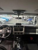 تويوتا إف جي كروزر Toyota FJ Cruiser V6 FULL OPTION MY2023 GCC