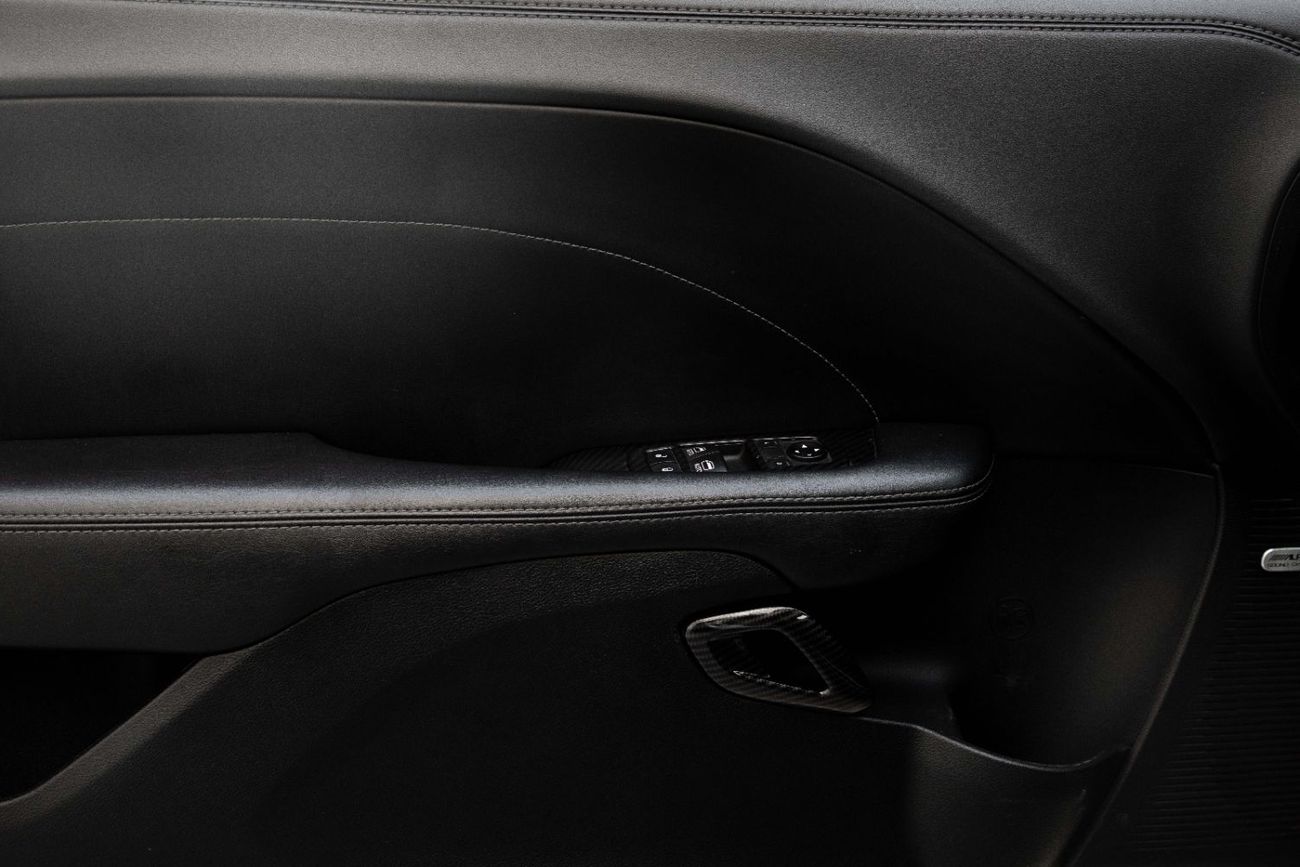 Dodge Challenger R/T | 2,448 P.M  | 0% Downpayment | Immaculate Condition!