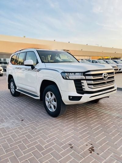 تويوتا لاند كروزر GXR 3.3L LHD DIESEL AUTOMATIC 4WD 6-CYLINDERS 7 SEATS 5 FOORS