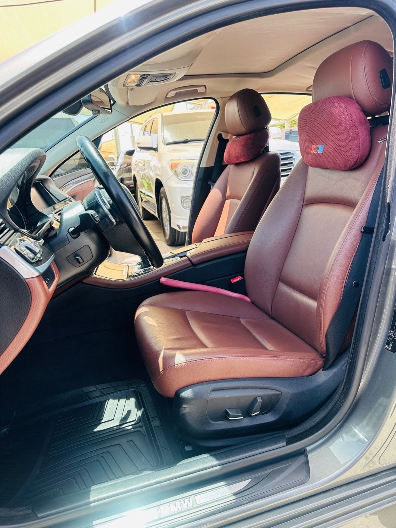 بي أم دبليو 528i