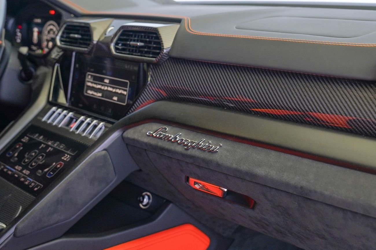 لامبورغيني اوروس STD 4.0T V8