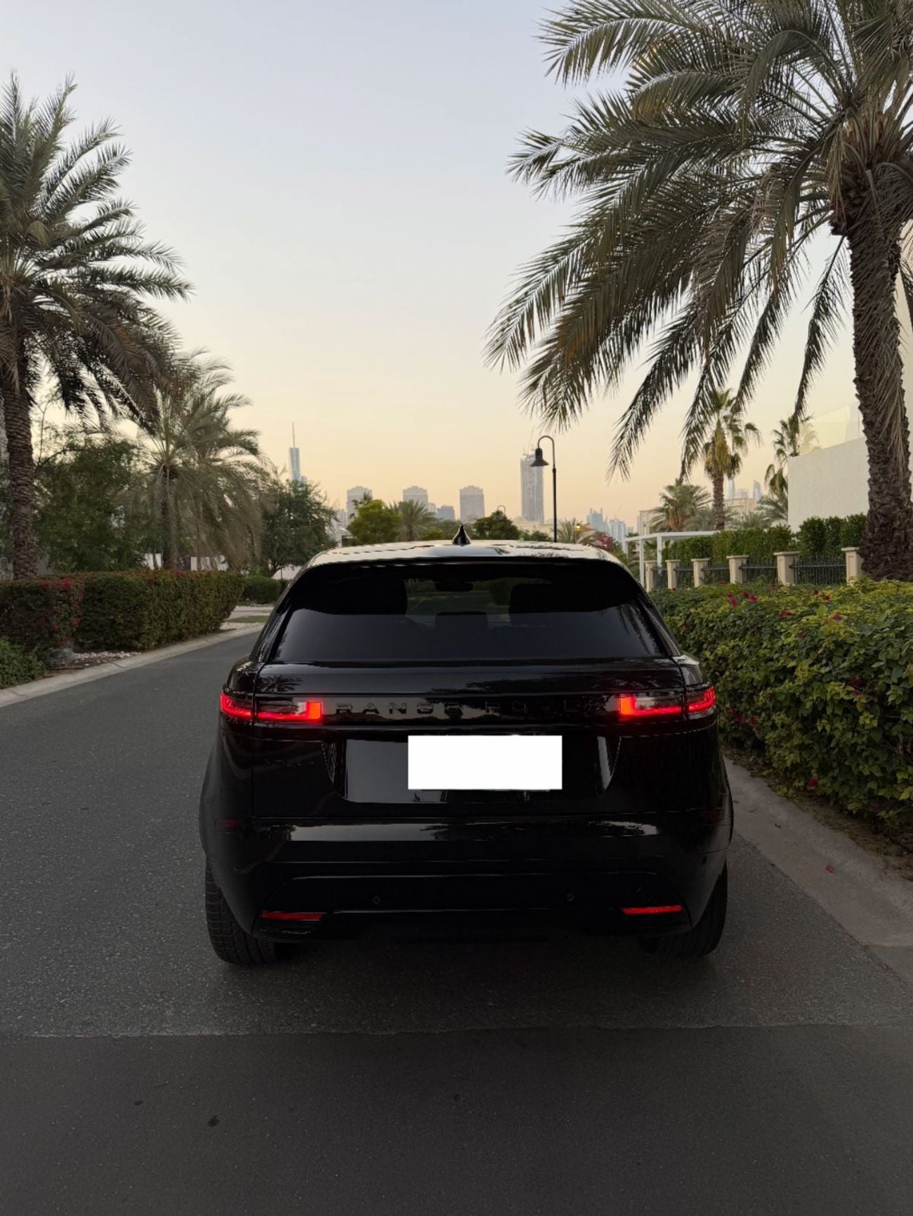 Land Rover Range Rover Velar P250 R-Dynamic SE 2.0L