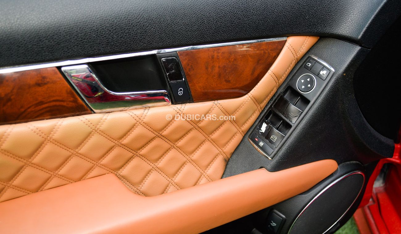 Mercedes Benz C300 C300 2009 model red color imported number one panorama leather and cruise control