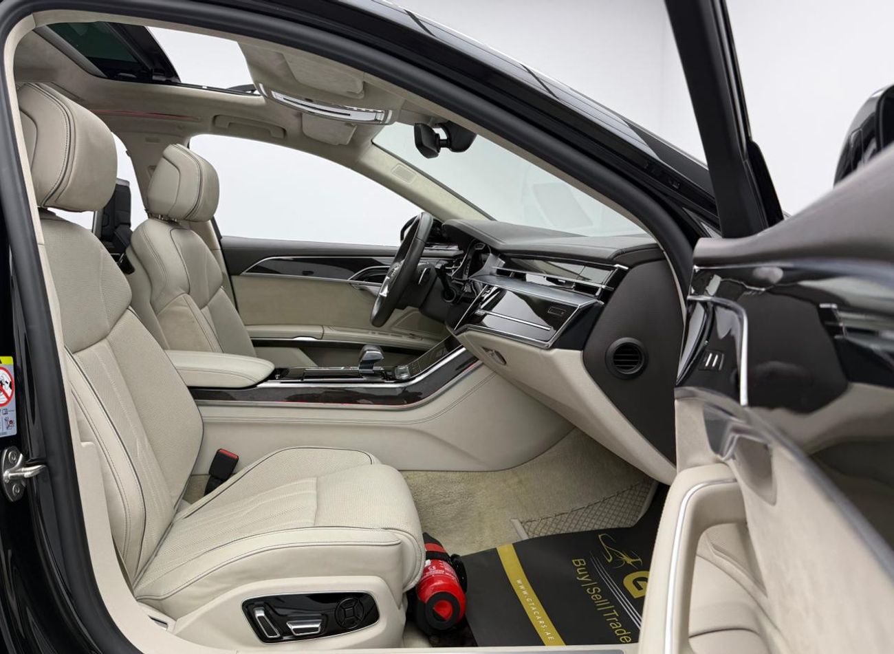 أودي A8 L 60 TFSI Quattro 4.0L (454 HP) 2019 Audi A8L 60 TFSI Quattro, Warranty, Full Audi Service History,