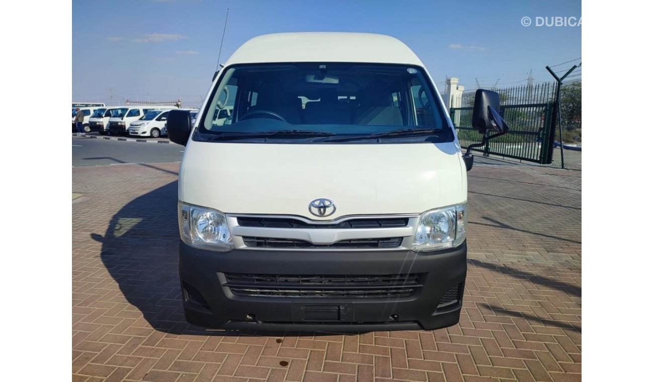 تويوتا هاياس KDH201-0069184 || TOYOTA	HIACE (VAN)	2011	WHITE	3000	PETROL	RHD	MANUAL