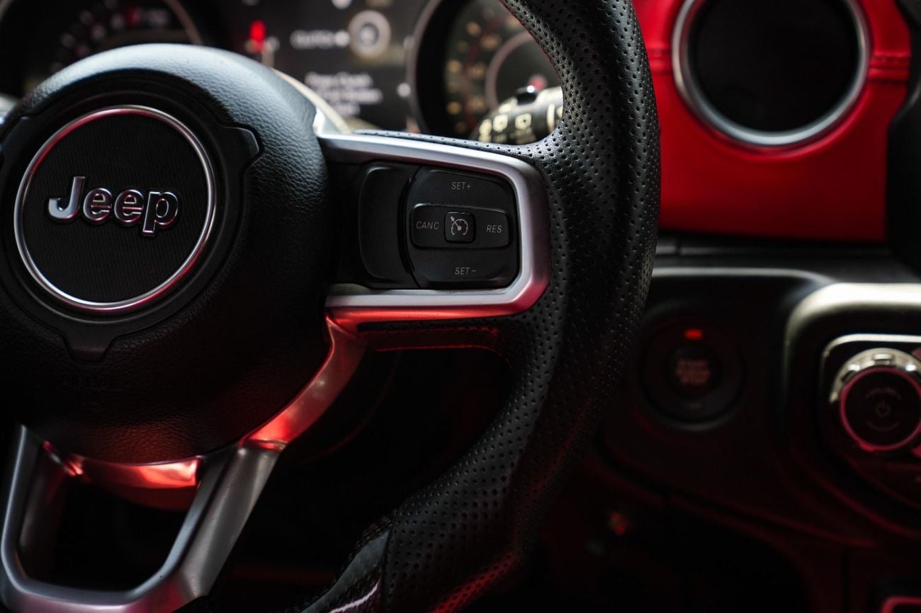 Jeep Wrangler RUBICON UNLIMITED 2020!! CANADIAN SPECS!! LOW MILEAGE