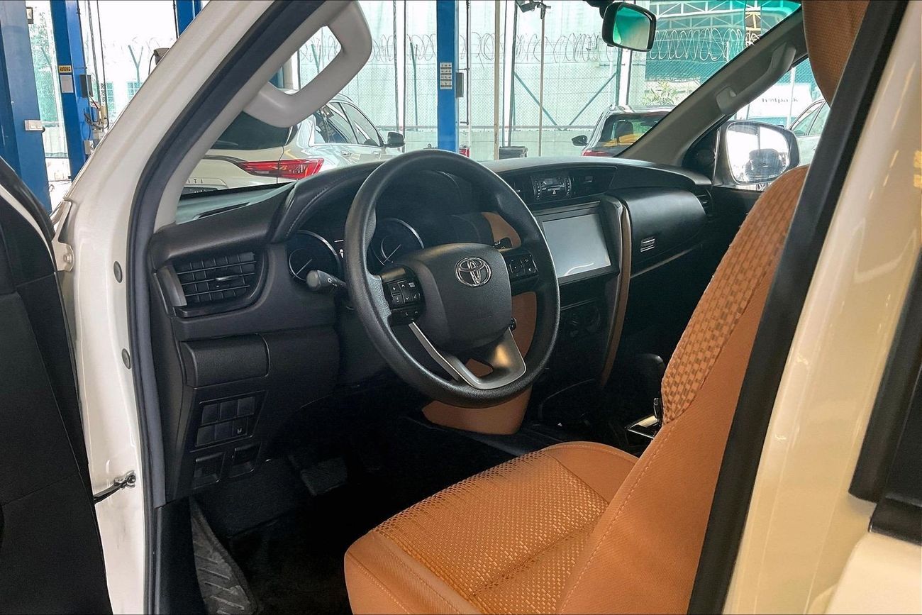 تويوتا فورتونر EXR | شامل الضمان | 0 ﺪﻔﻋﺓ ﺃﻮﻟﻯ