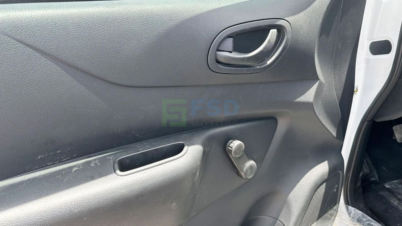 Nissan Navara Nissan Navara 2.5D XE D23 4X4 DC PLUS MT MY-2023