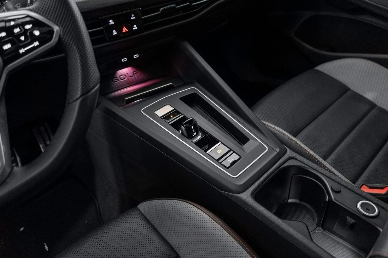 Volkswagen Golf GTI P2