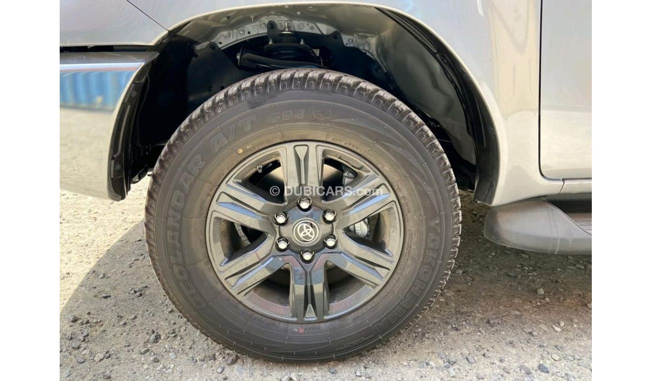 Toyota Hilux TOYOTA  HILUX 2.4L DSL M/T FULL OPTION 2022