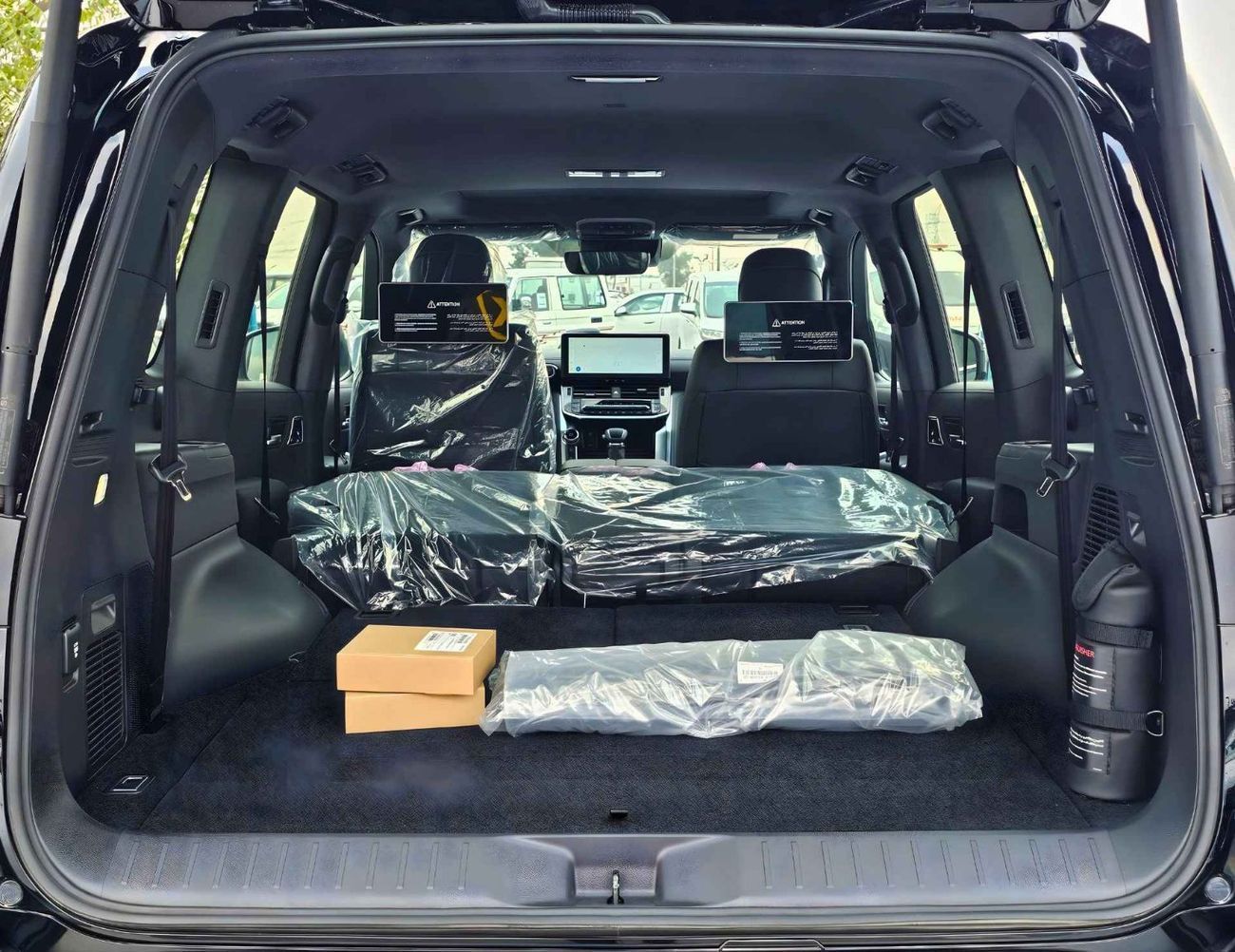 Toyota Land Cruiser VXR VX /4.0L PETROL V6 /RADAR /BIG DVD/JBL SPEAKERS / REAR ENTERTAINMENT DVD /MID OPTION (CODE#VX4MA