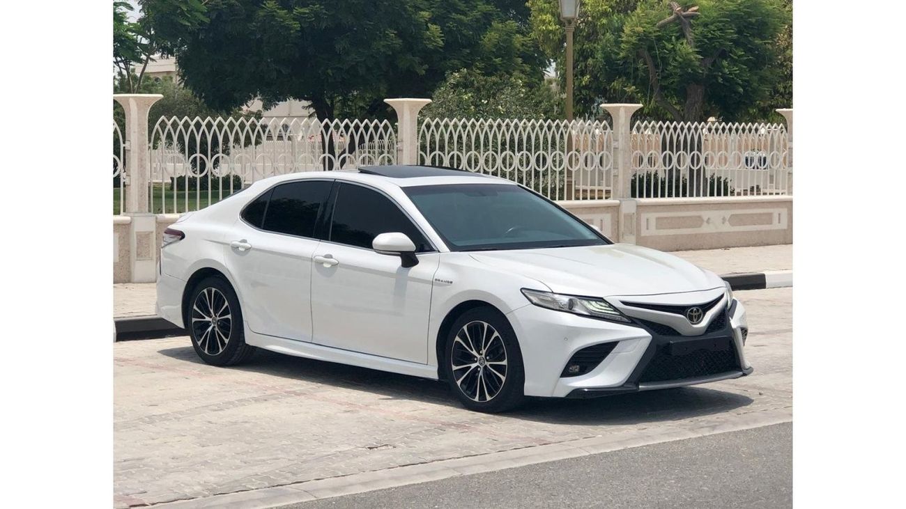 تويوتا كامري TOYOTA Camry Grand ،Sport ،V6 ،2018 ،GCC ،Top of range, service history