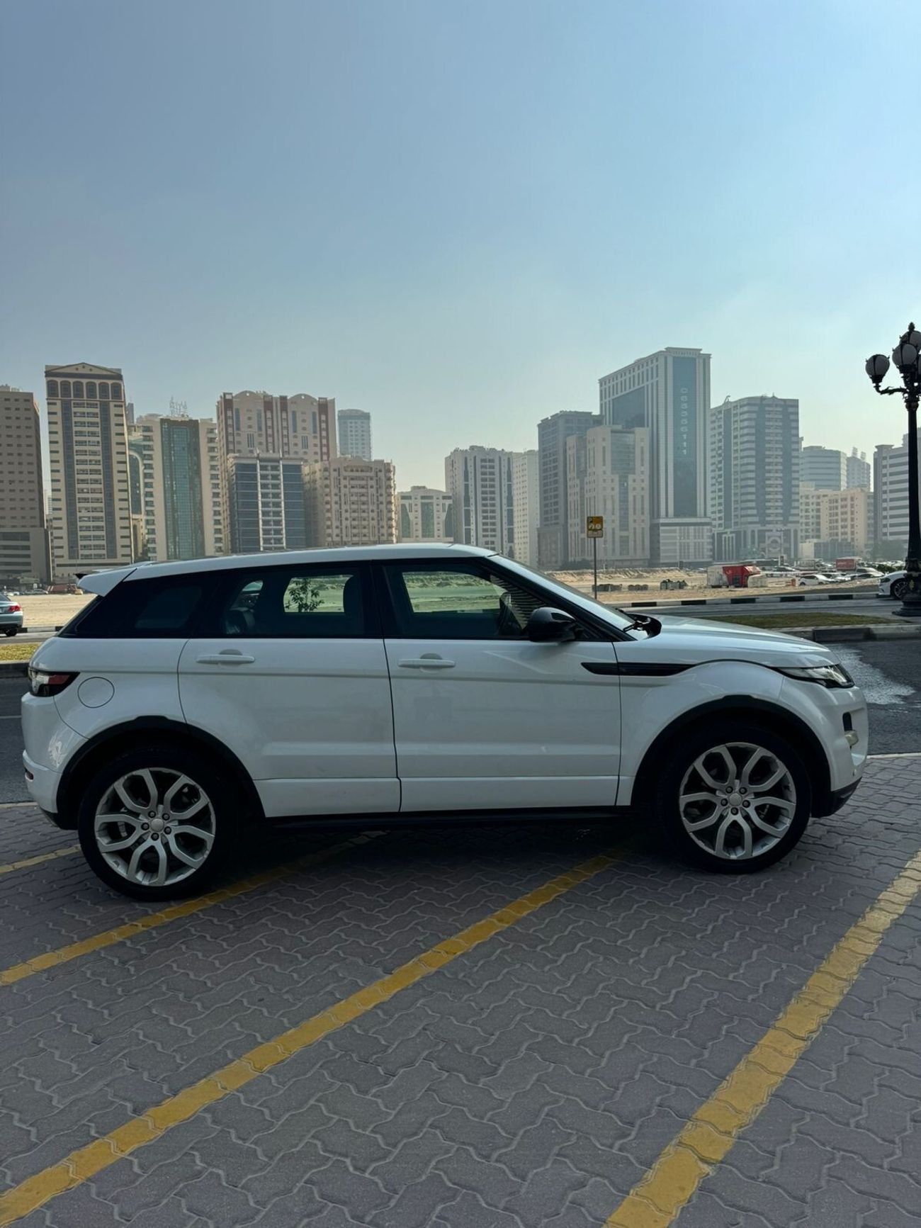 لاند روفر رانج روفر إيفوك