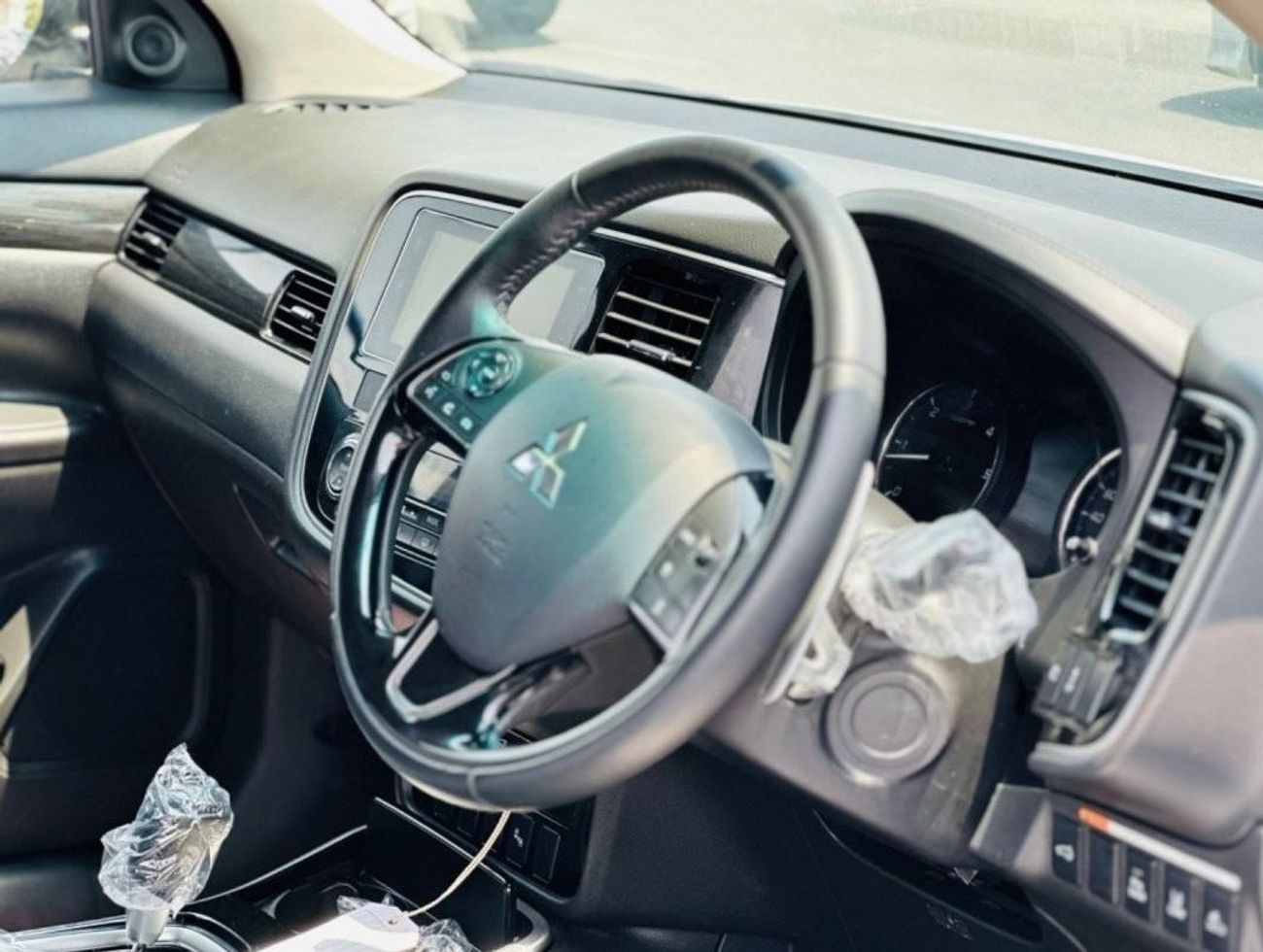 Mitsubishi Outlander Full option, Right hand drive